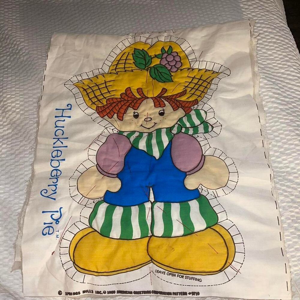 American Greetings 1980s Huckleberry (Strawberry Shortcake) Quilt Pattern